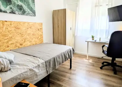 Habitación en piso compartido de 4 habitaciones en alquiler en Moncada. en Valencia