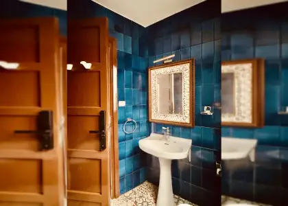 Habitación en piso compartido de 6 habitaciones en alquiler en San Matías-Realejo en Granada