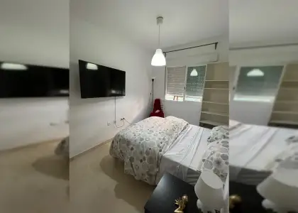 Habitación en un apartamento compartido de 3 habitaciones en alquiler en Hacienda Roldán en Málaga